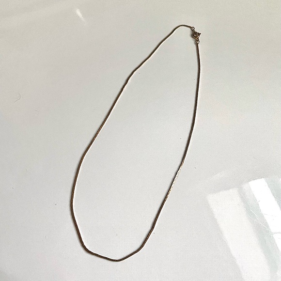 Dainty Gold Chain Necklace - Picture 10 of 15